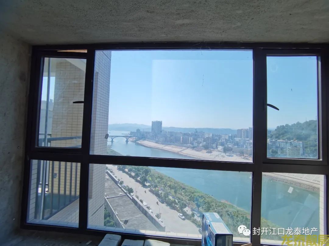 佰隆山河 电梯 无敌江景4房南向