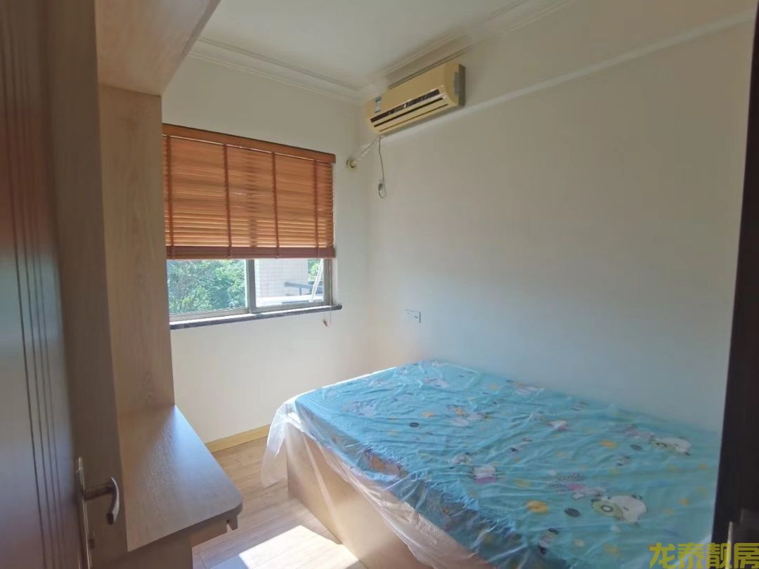 碧桂园洋房电梯中层