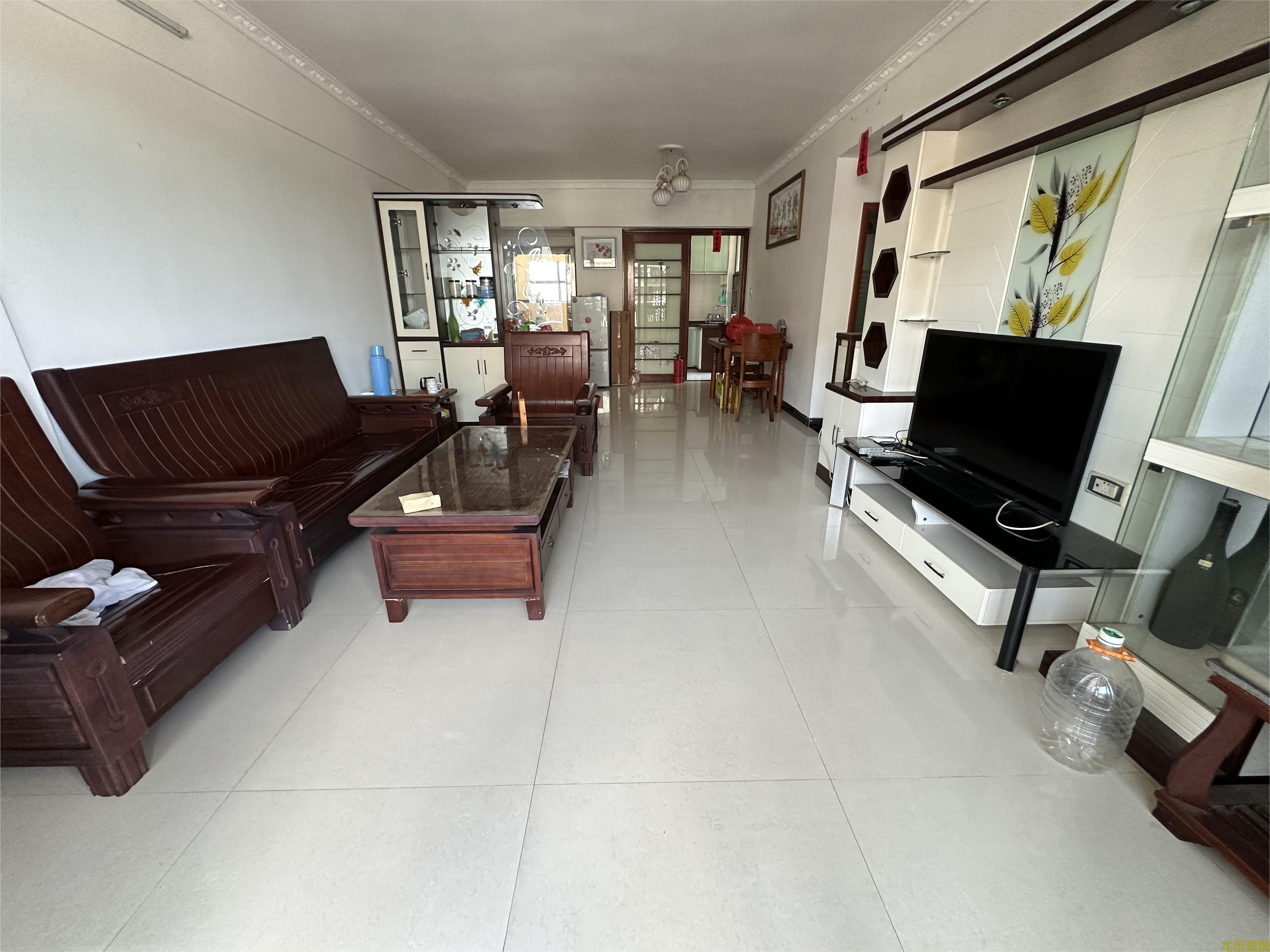 广信嘉园电梯靓层 南向