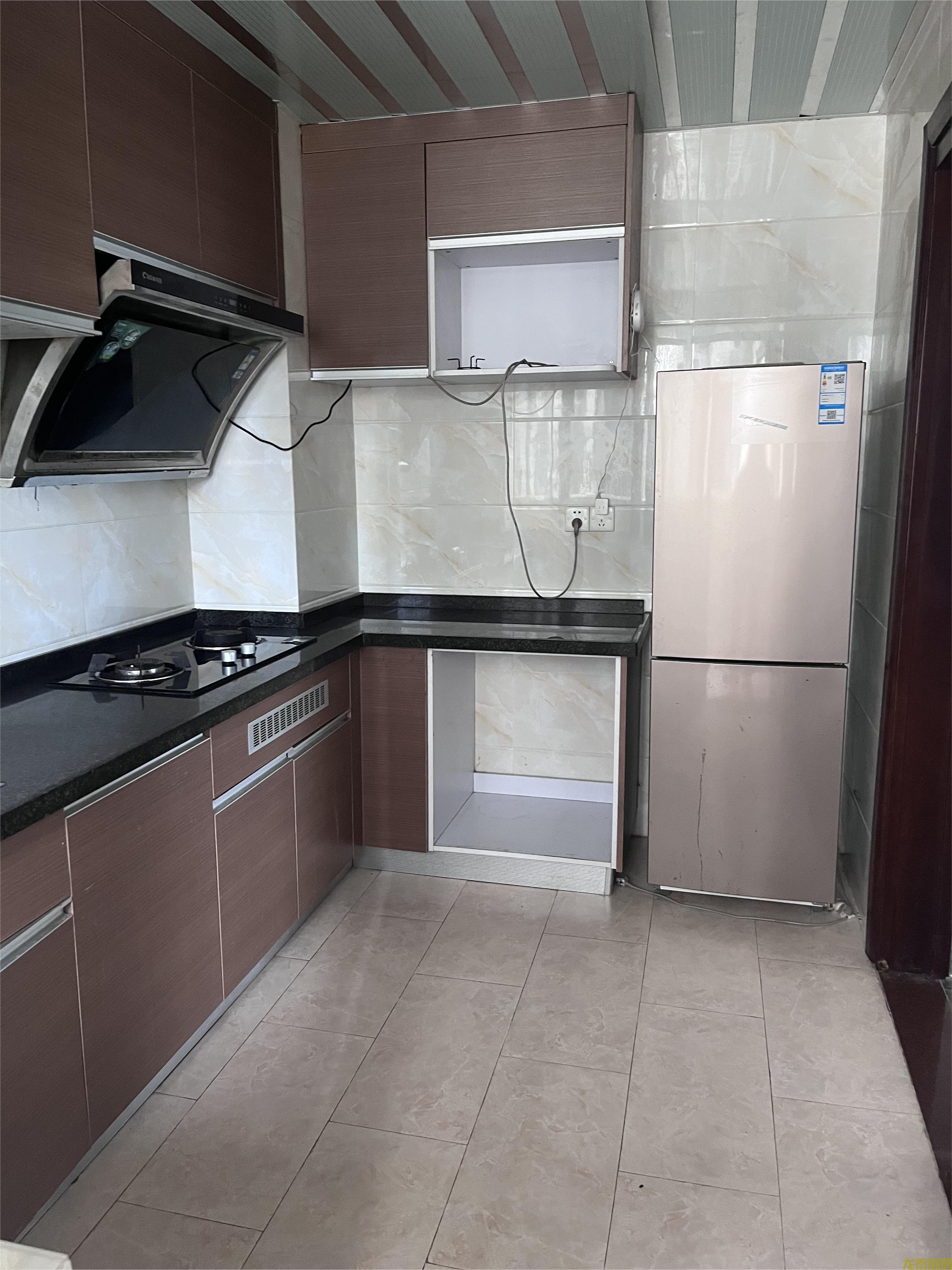 星河国际电梯中层精装靓房