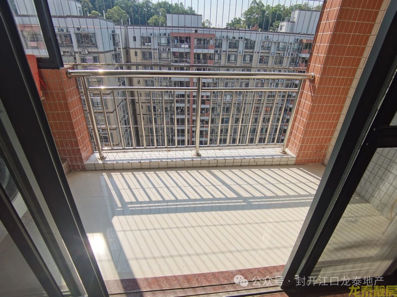 和富花园 靓房出售 欢迎看房 首付6.5万