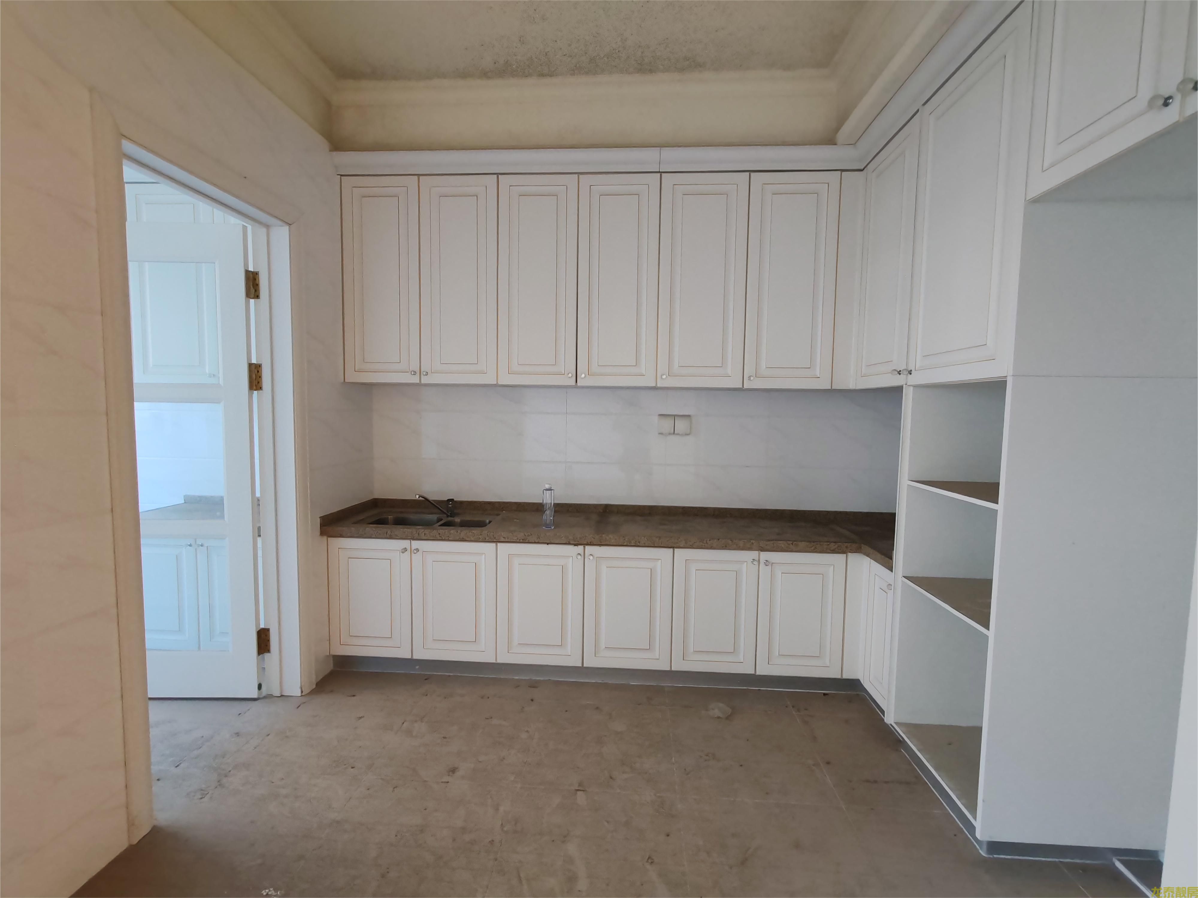 碧桂豪园南向大平层