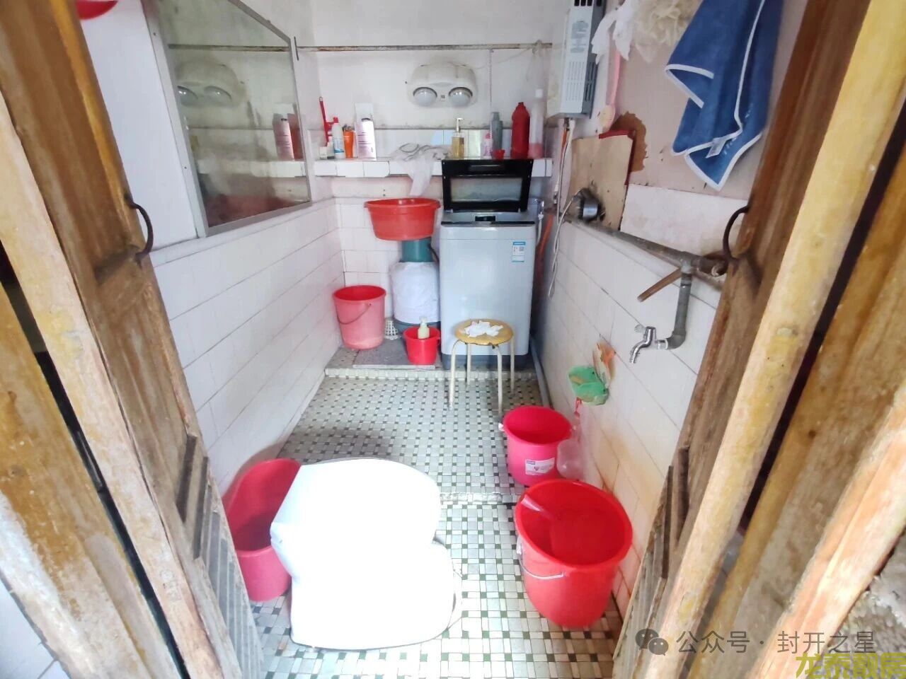 江口大塘步梯四楼两房一厅售13.8万