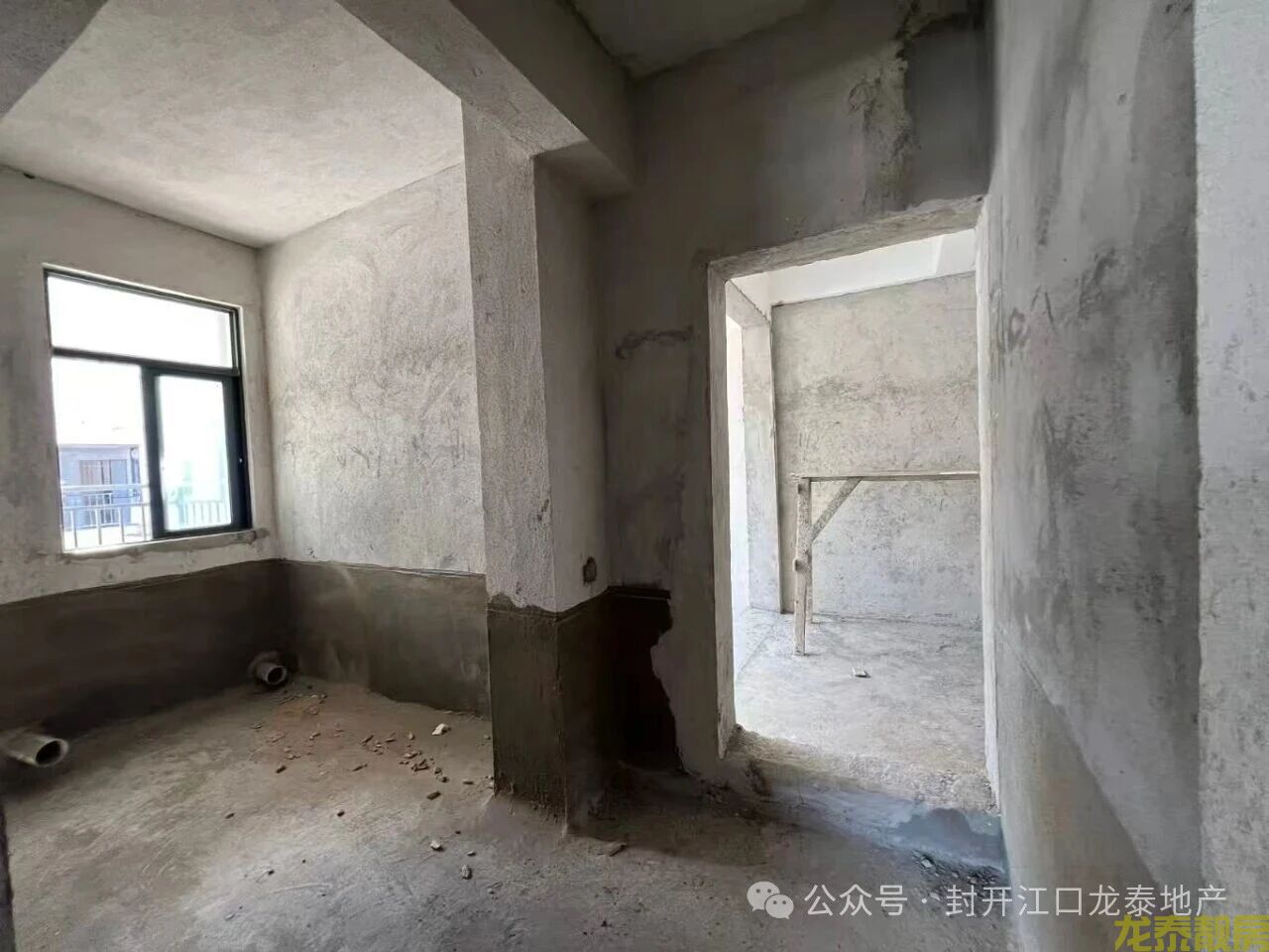 粤江花园头排江景 191平复式 可做5房 楼王户型热售