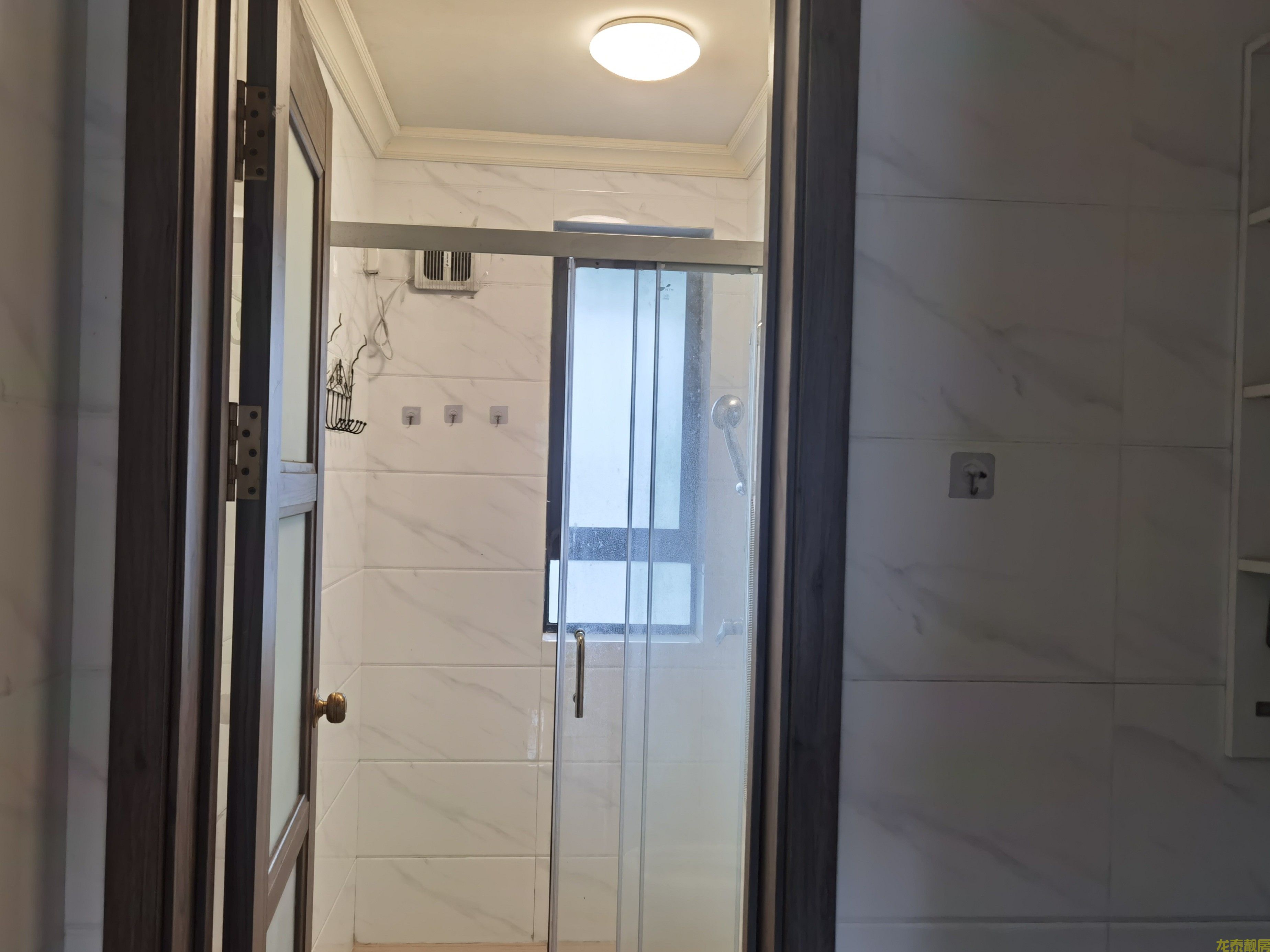 豪园一梯一户南北对流精四房高楼层