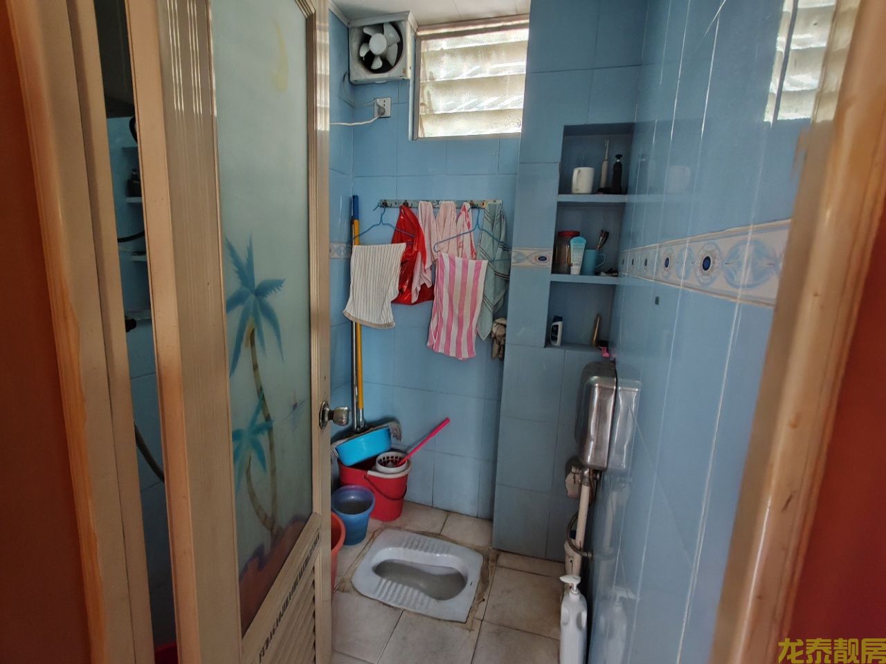 老城区繁华地段旧武装部，二小旁步梯四房