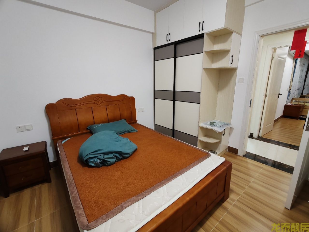 星河国际精装四房，送空中花园