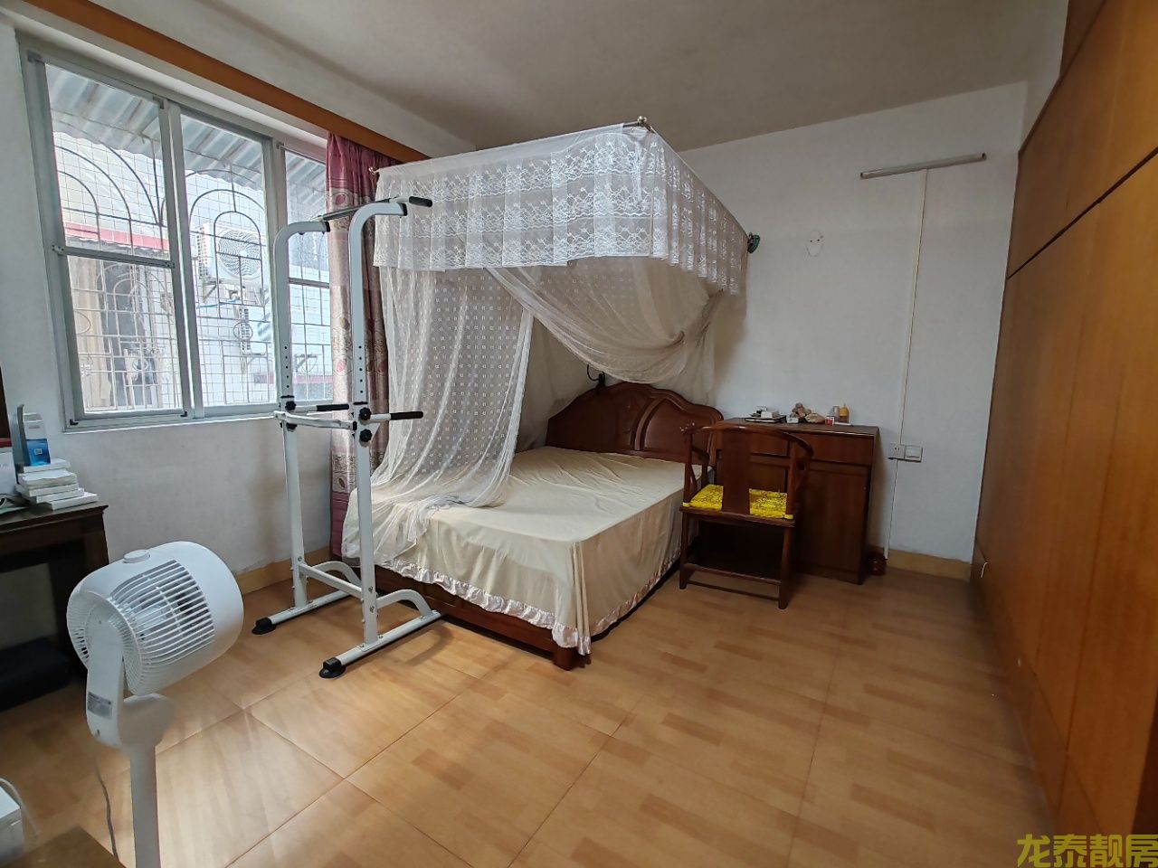 老城区稀缺大四房！138㎡精装步梯6楼，实用为王